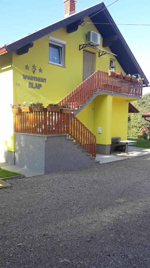 Apartment Slap Rakovica Exteriör bild