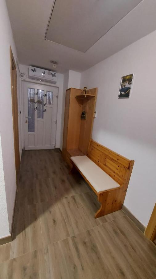 Apartment Slap Rakovica Exteriör bild