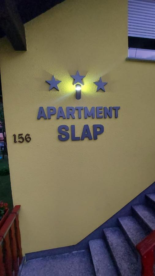 Apartment Slap Rakovica Exteriör bild
